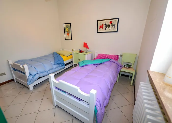 Orsini: Tre Da Letto, 2 Bagni *